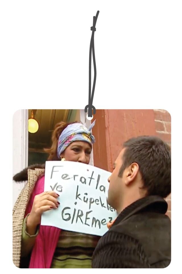 Feratlar ve Köpekler Giremez Dekoratif Oto Kokusu Ve Oto Aksesuarı