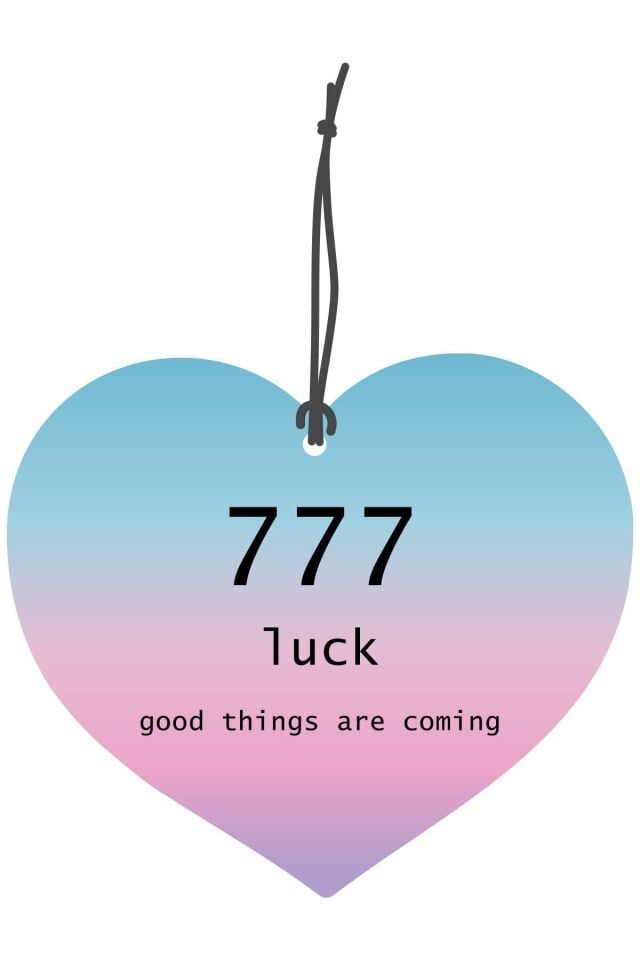 777 luck Kalp Tasarımlı Dekoratif Oto Kokusu ve Oto Aksesuarı