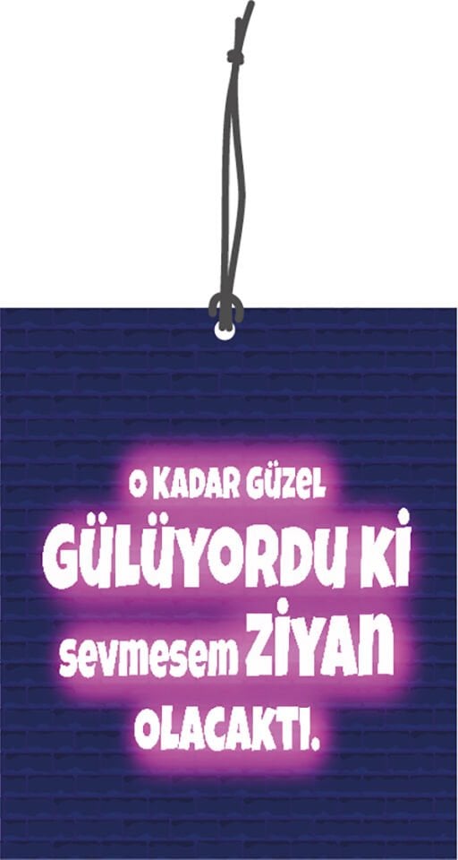 ByMeyla O Kadar Güzel Gülüyordu Görselli Dekoratif Oto Kokusu ve Aksesuar Seti